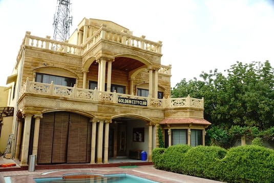 GOLDEN_CITY_CLUB