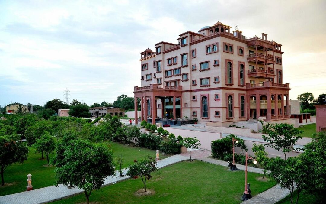 PIYUSH PALACE CLUB